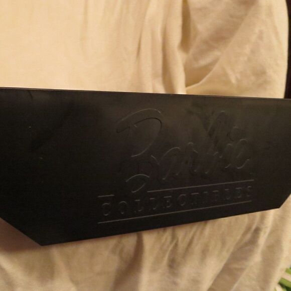 1998 Harley Davidson Barbie 2nd in Series NRFB - Picture 7 of 8